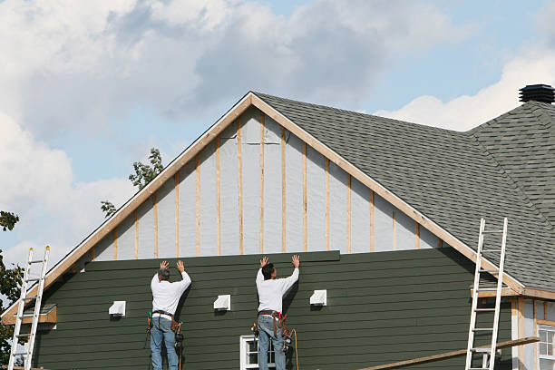 Professional Siding Contractor technician working in White Hall, IL